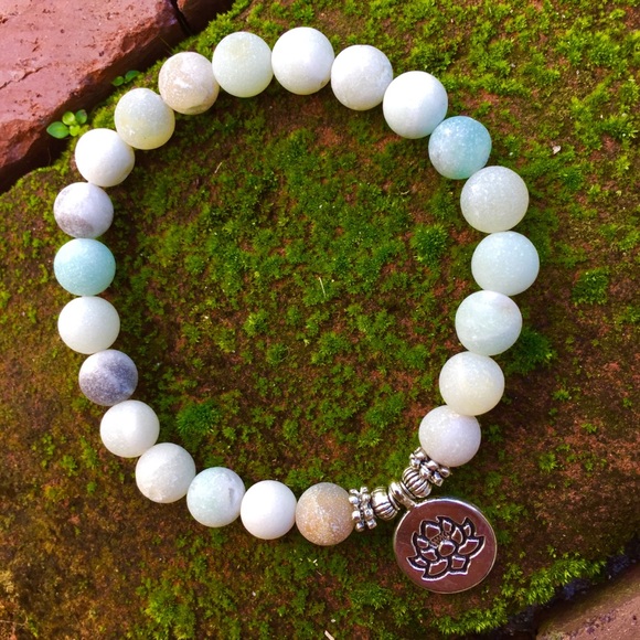 Lotus & Amazonite Bracelet - Picture 2 of 3